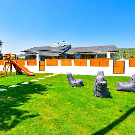 Villa48 Exclusive Villa
